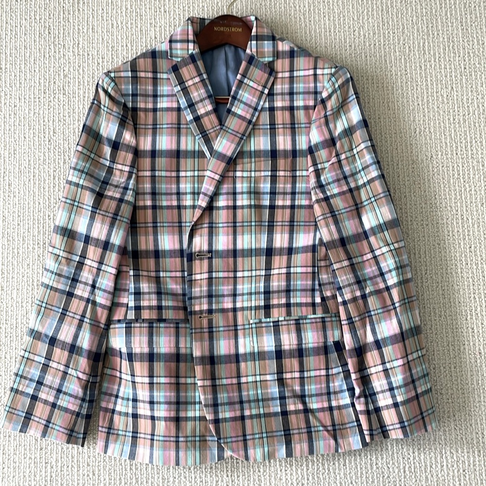 Worn once. Boys size 16R Lauren Ralph Lauren linen sportcoat. Great condition.